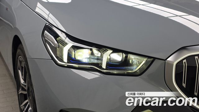 BMW 5-Series 523d M Sport