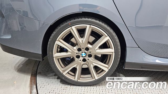 BMW 2-Series M235i xDrive