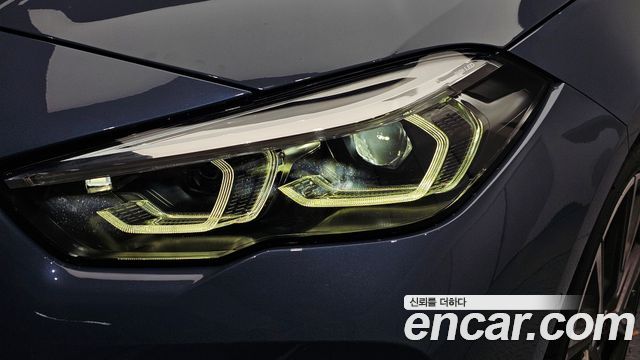 BMW 2-Series M235i xDrive