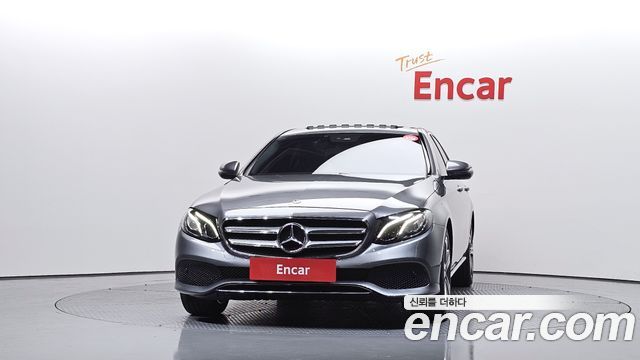 Mercedes-Benz E-Class E300 Avantgarde