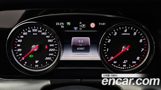 Mercedes-Benz E-Class E300 Avantgarde