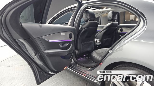 Mercedes-Benz E-Class E300 Avantgarde