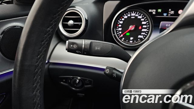 Mercedes-Benz E-Class E300 Avantgarde