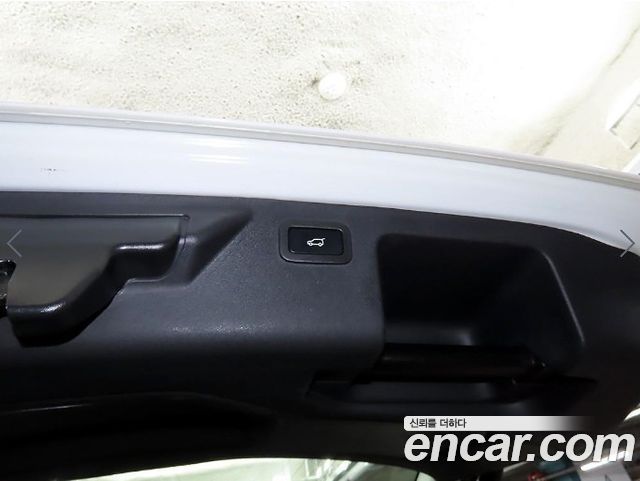 Land Rover Discovery Sport 2.0 TD4 SE