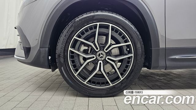 Mercedes-Benz EQB EQB300 4MATIC AMG Line