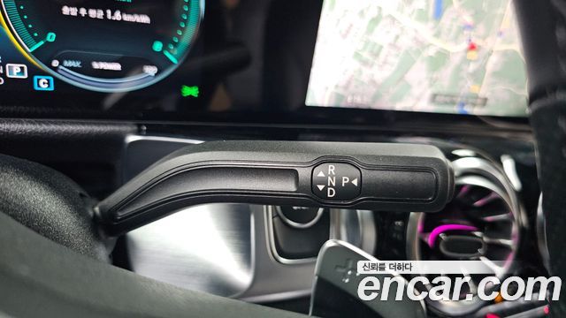 Mercedes-Benz EQB EQB300 4MATIC AMG Line