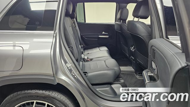 Mercedes-Benz EQB EQB300 4MATIC AMG Line