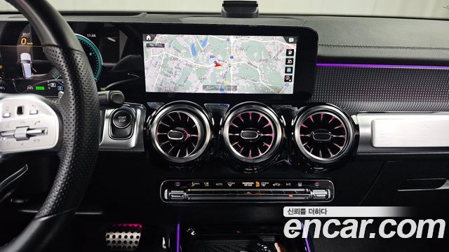 Mercedes-Benz EQB EQB300 4MATIC AMG Line