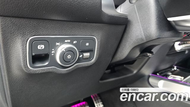 Mercedes-Benz EQB EQB300 4MATIC AMG Line