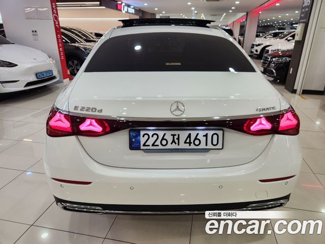 Mercedes-Benz E-Class E220d 4MATIC Exclusive