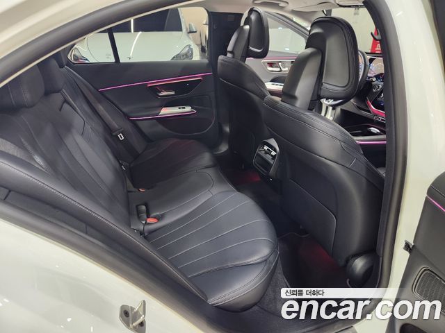 Mercedes-Benz E-Class E220d 4MATIC Exclusive