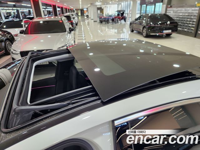 Mercedes-Benz E-Class E220d 4MATIC Exclusive