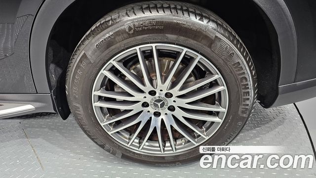 Mercedes-Benz GLC-Class GLC220 d 4MATIC