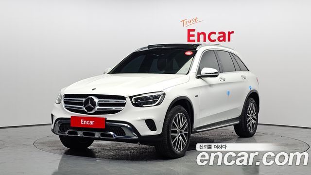 Mercedes-Benz GLC-Class GLC300e 4MATIC