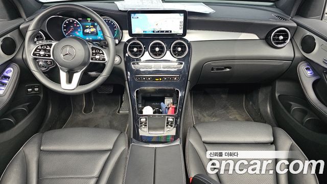 Mercedes-Benz GLC-Class GLC300e 4MATIC