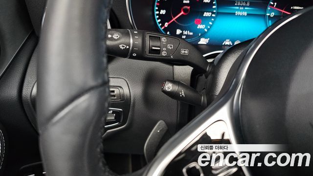 Mercedes-Benz GLC-Class GLC300e 4MATIC