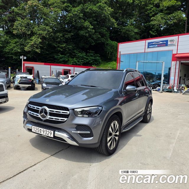 Mercedes-Benz GLE-Class GLE300d 4MATIC