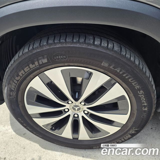 Mercedes-Benz GLE-Class GLE300d 4MATIC