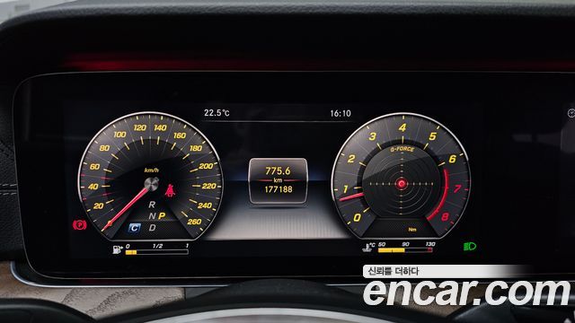 Mercedes-Benz E-Class E300 4MATIC Exclusive