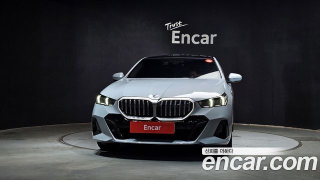 BMW 5-Series 530i xDrive M Sport