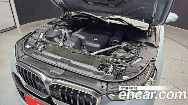 BMW 5-Series 530i xDrive M Sport