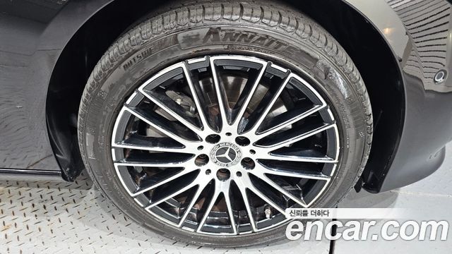 Mercedes-Benz C-Class C200 Avantgarde