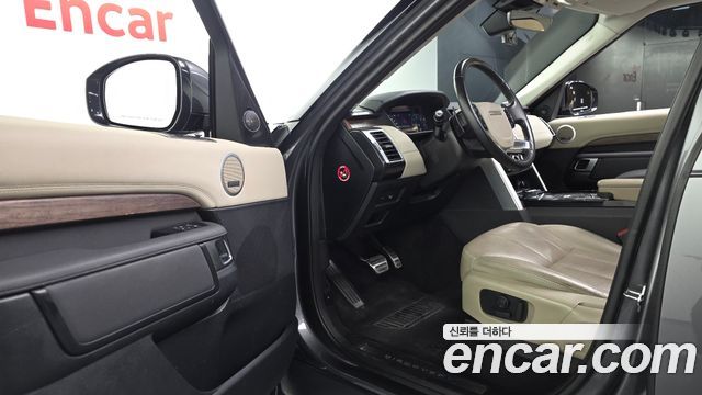 Land Rover Discovery 3.0 SD6 HSE