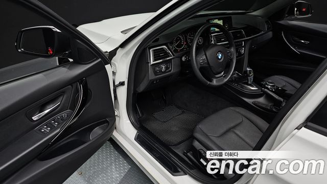 BMW 3-Series 320d