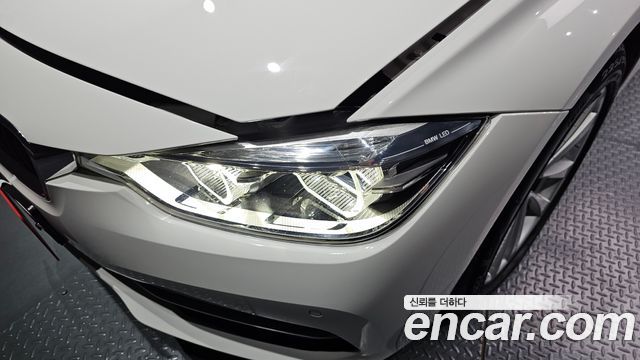 BMW 3-Series 320d