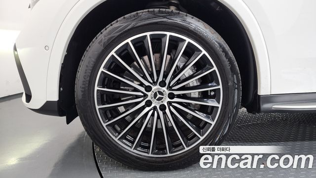 Mercedes-Benz GLC-Class GLC300 4MATIC Coupe