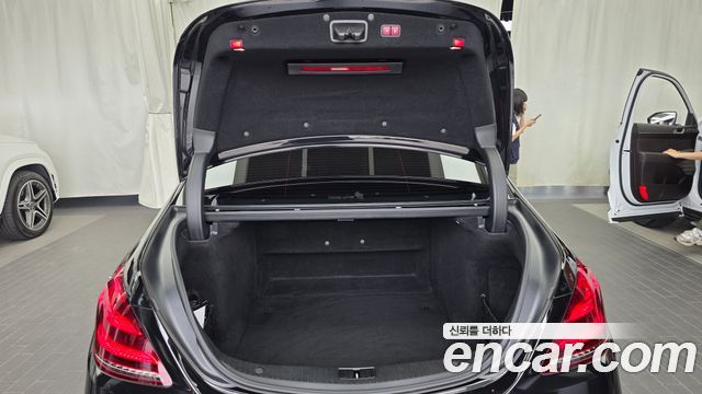 Mercedes-Benz S-Class S350 d 4MATIC AMG Line