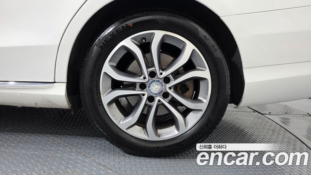Mercedes-Benz C-Class C220 d Avantgarde