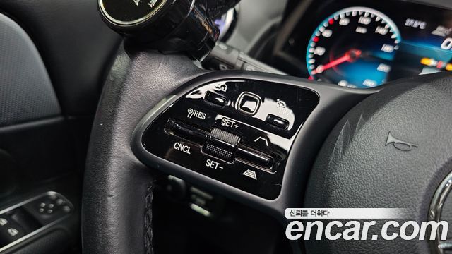 Mercedes-Benz GLB-Class GLB200 d