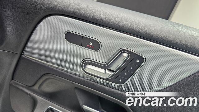 Mercedes-Benz GLB-Class GLB200 d