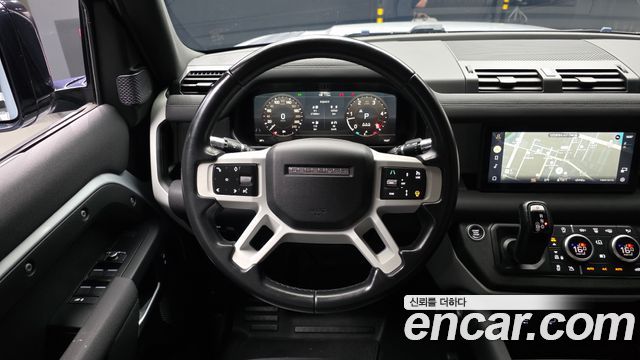 Land Rover Defender 110 D250 S