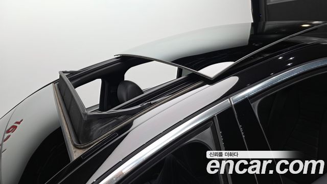 Mercedes-Benz E-Class E350 4MATIC AMG Line