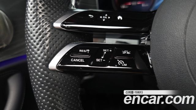 Mercedes-Benz E-Class E350 4MATIC AMG Line