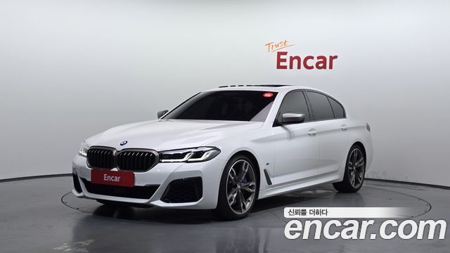 BMW 5-Series M550i xDrive