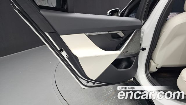 BMW 5-Series 520i Special Edition