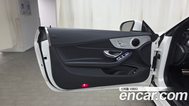 Mercedes-Benz C-Class C200 Cabriolet