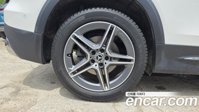 Mercedes-Benz GLB-Class GLB250 4MATIC
