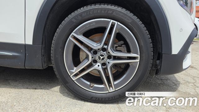 Mercedes-Benz GLB-Class GLB250 4MATIC