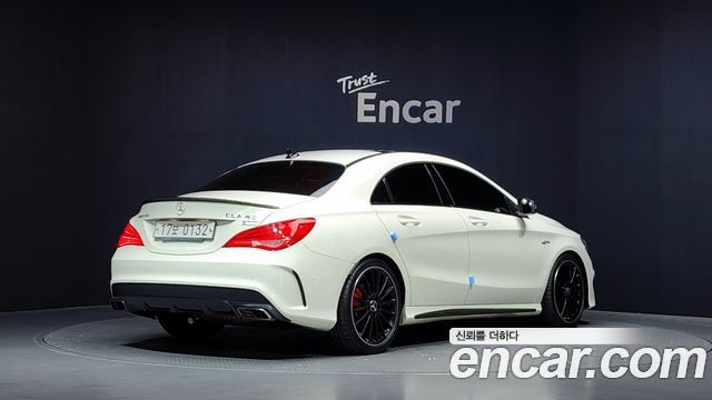 Mercedes-Benz CLA-Class CLA45 AMG 4MATIC