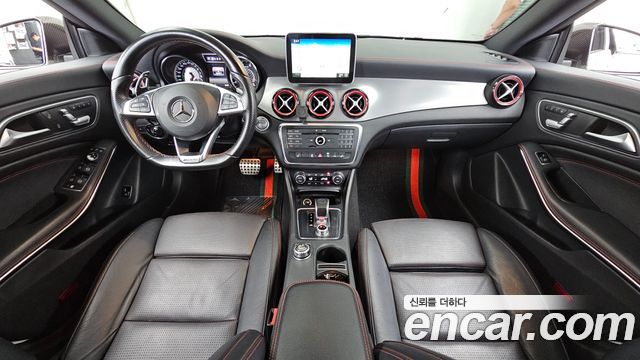 Mercedes-Benz CLA-Class CLA45 AMG 4MATIC