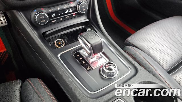 Mercedes-Benz CLA-Class CLA45 AMG 4MATIC