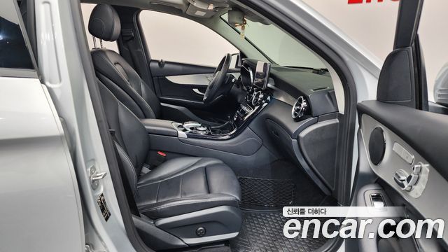 Mercedes-Benz GLC-Class GLC350e 4MATIC Premium