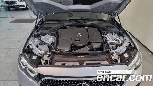 Mercedes-Benz E-Class E200 Avantgarde
