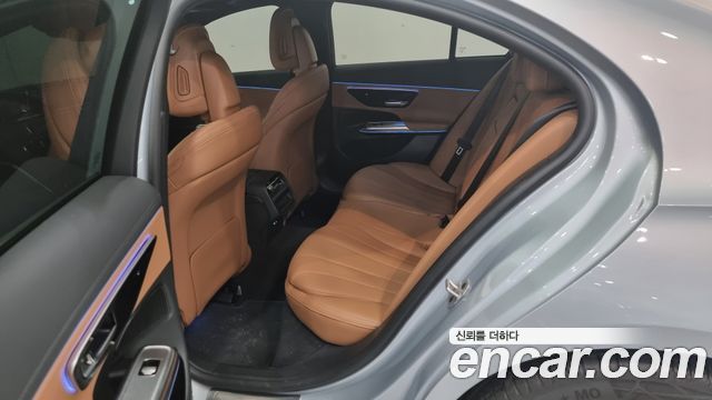 Mercedes-Benz E-Class E200 Avantgarde