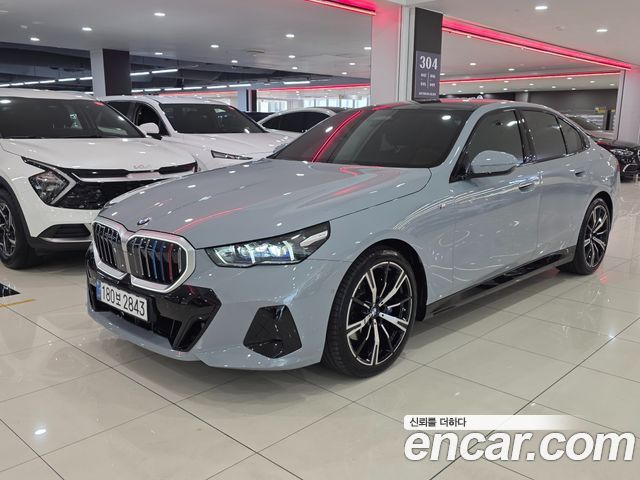 BMW 5-Series 530i xDrive M Sport