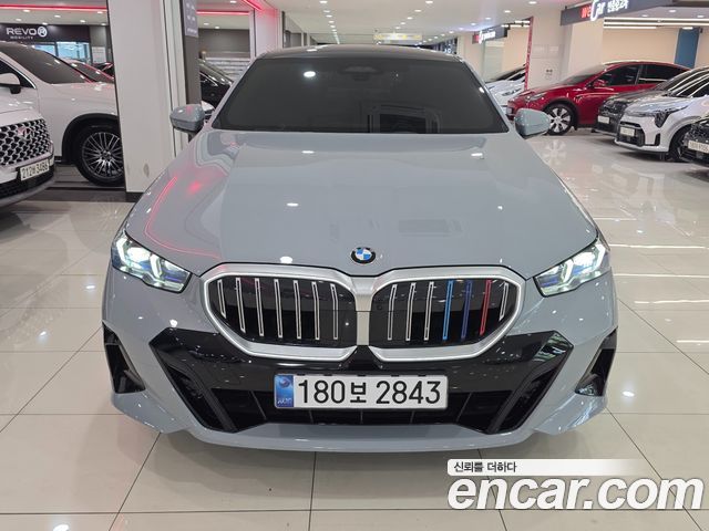 BMW 5-Series 530i xDrive M Sport